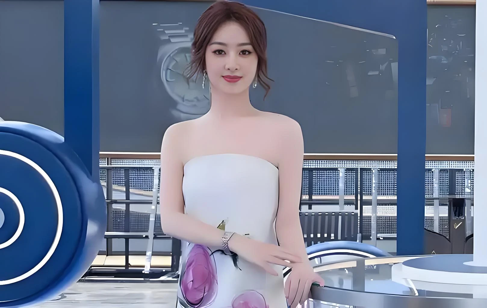 Beyond the Dress Scandal - A Star's Rebirth