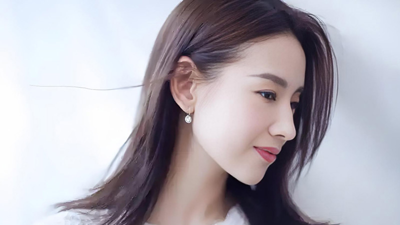 Dong Jie’s Second Act Beyond the Silver Screen