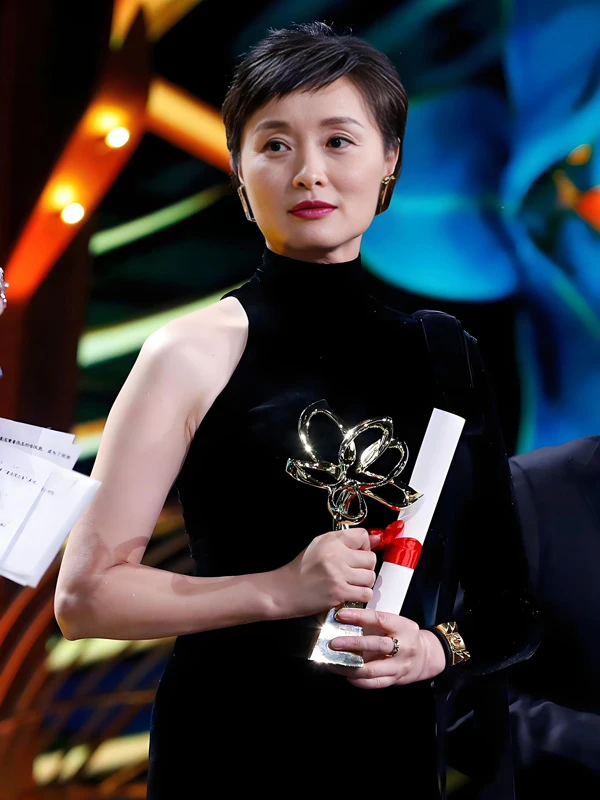 6 Chinese Actresses Redefine Victory at Shanghai's Magnolia Awards