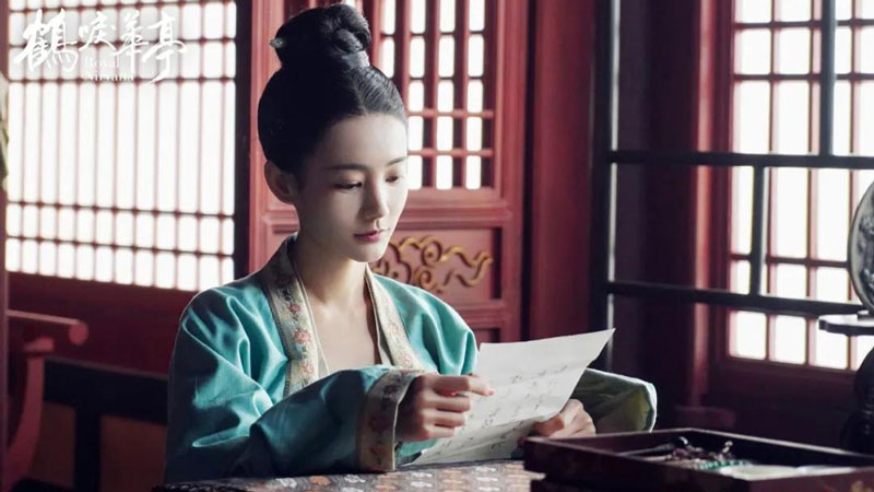 After 9 Years in the Industry, Li Yitong Chooses to Change