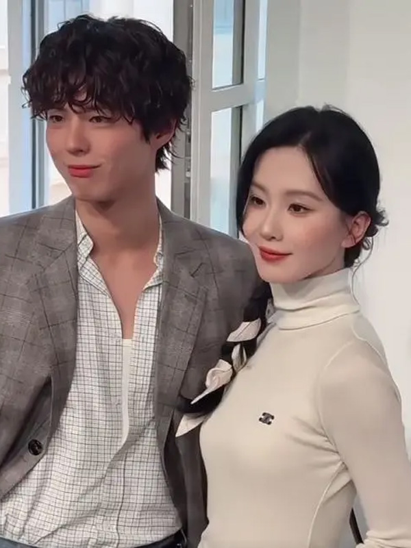 Asian Stars Steal Spotlight at Paris Fashion Week