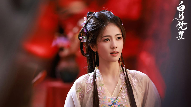 Bai Lu's Triple Win: Acting Range, Commercial Clout, and Industry Influence