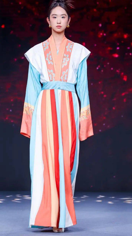 Beijing's AI Lab Weaves Ancient Hanfu into Tomorrow's Fashion