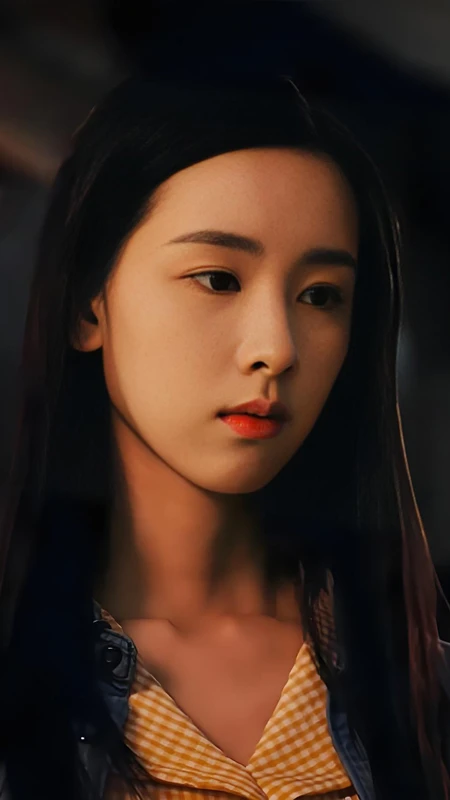 Chen Duling: A Versatile Actress Breaking Prejudices