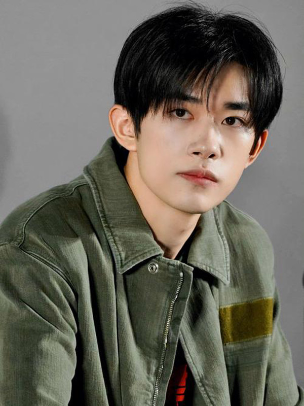 FIRST Film Festival Recognizes Yi Yangqianxi as Youngest Juror