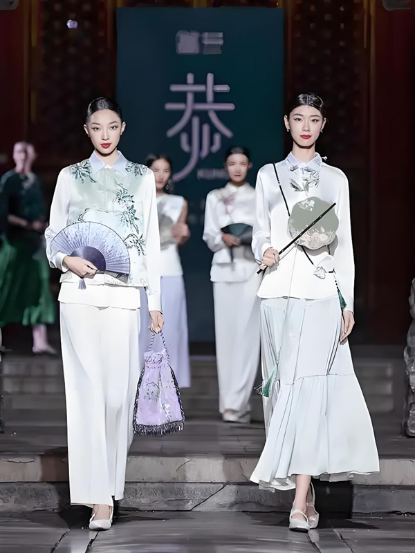 Gong·Fashion: A New Era of Chinese Couture