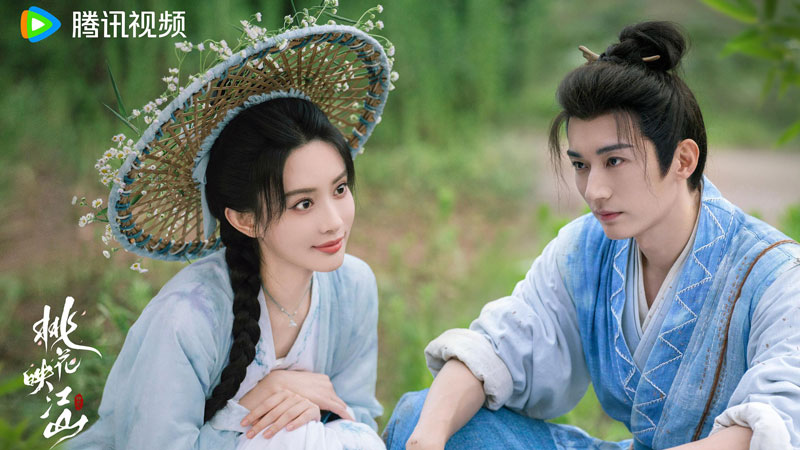 How Meng Ziyi Is Gaining Speed in the Post-95 Flower Race