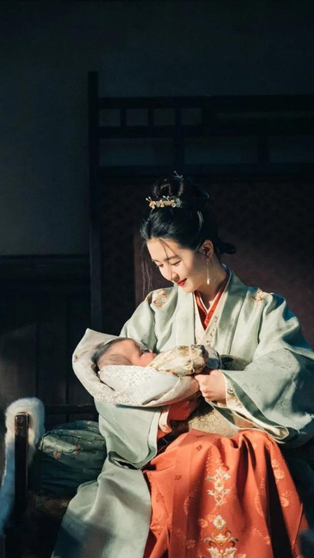 Late Ming Charm: Drama's Timeless Appeal