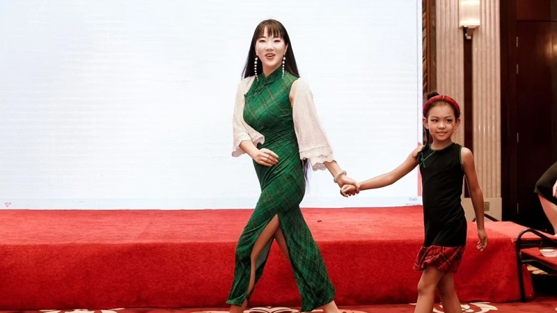 Lu Manman's Sport Cheongsam Innovation in Shanghai