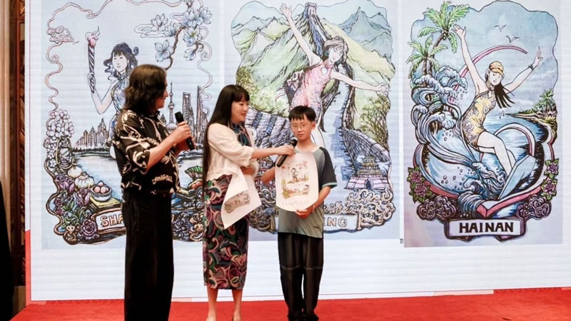 Lu Manman's Sport Cheongsam Innovation in Shanghai