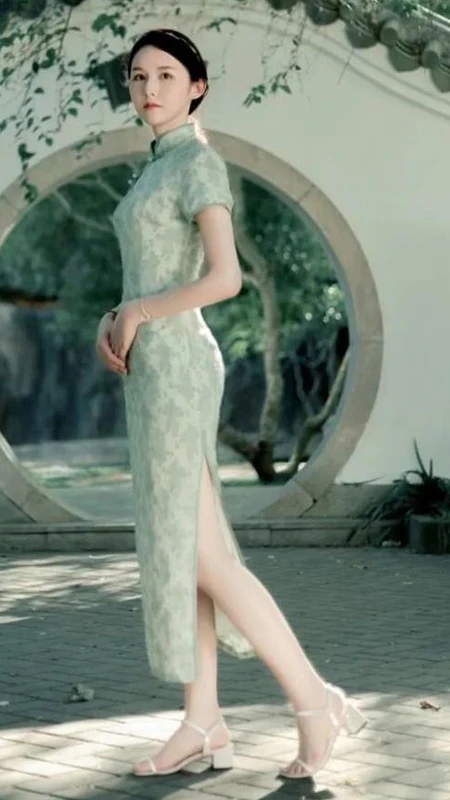 Master 7 Gestures to Captivate Cheongsam Portraits