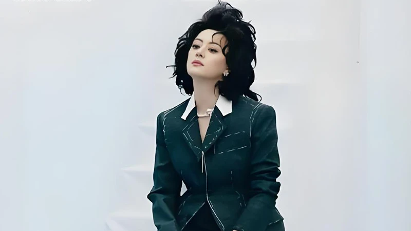 Sun Li’s Journey: Career, Family, and True Style