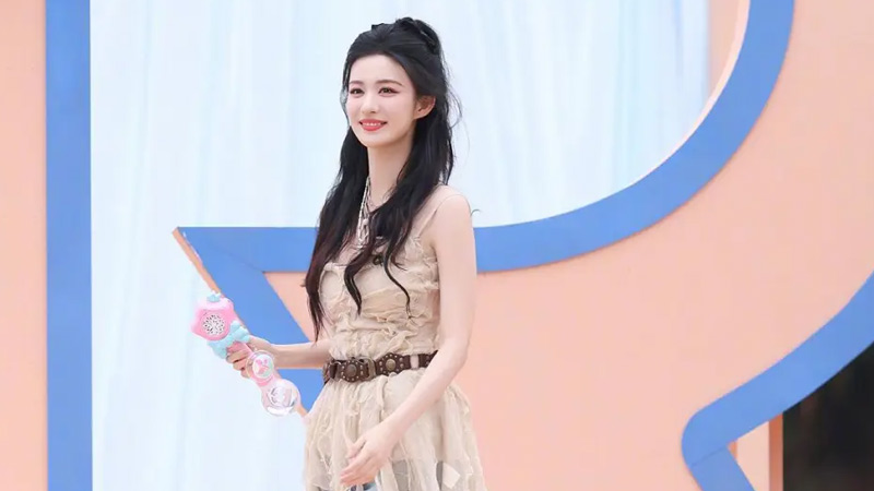 Wang Churan Voices Audience's Long-Held Sentiments