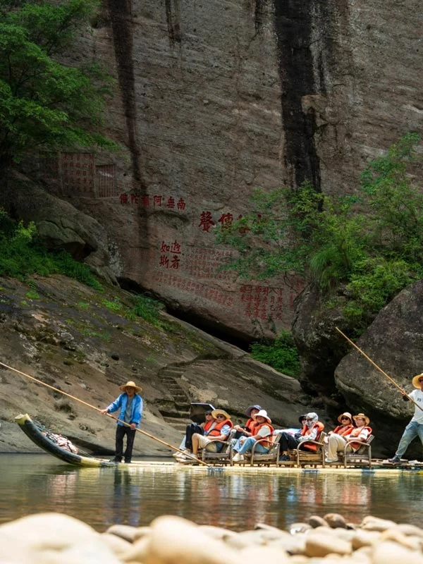 Wuyi's Living Legacy: Mist-Shrouded Peaks and Ancient Wisdom