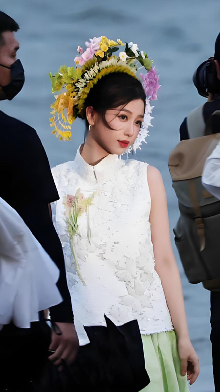 Yu Shuxin's Hairpin Sparks Anticipation for Road To Success