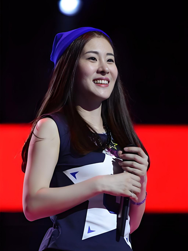 Zhang Bichen: Defiance in China’s Music Spotlight