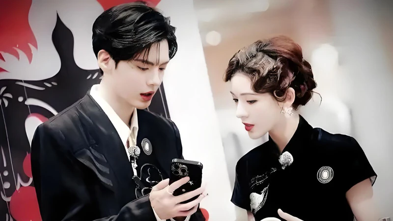 Zhang Yuxi Received Praise for Wearing Cheongsams