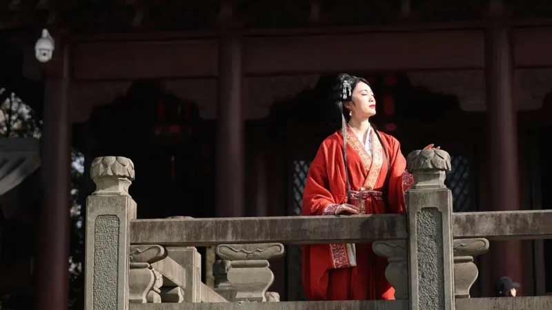 Capturing History: The Art of Authentic Hanfu Photography