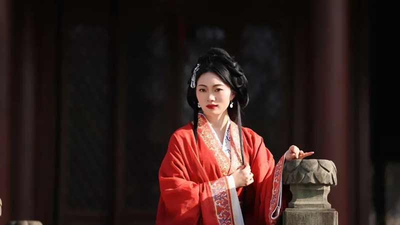 Capturing History: The Art of Authentic Hanfu Photography