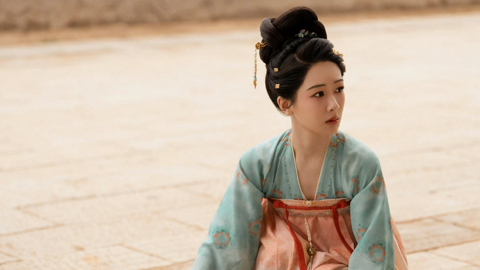 Colors of Hanfu: Stories Woven in Ancient Hues