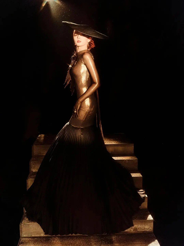 Dilraba's Black Gold: Did She Redefine Red Carpet Royalty in 2025?