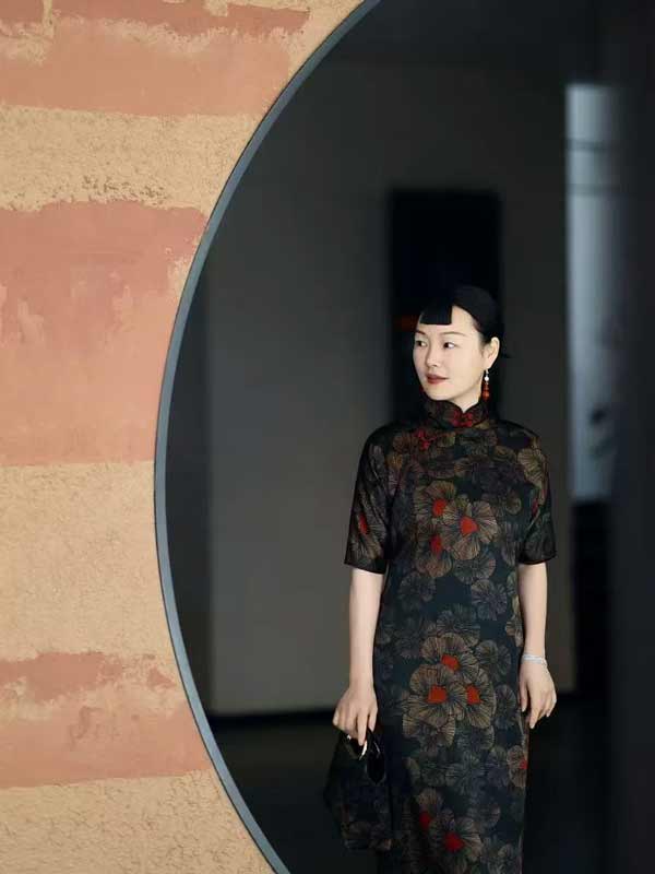 Finding Your Perfect Shape: The Art of Qipao Length