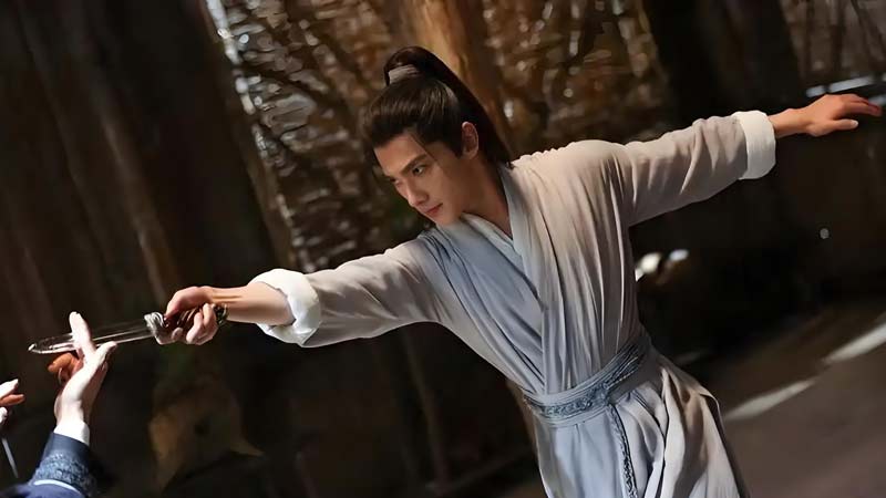 Han Li's Survival Lessons in A Mortal's Journey to Immortality