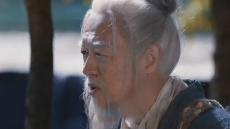 Han Li's Survival Lessons in A Mortal's Journey to Immortality