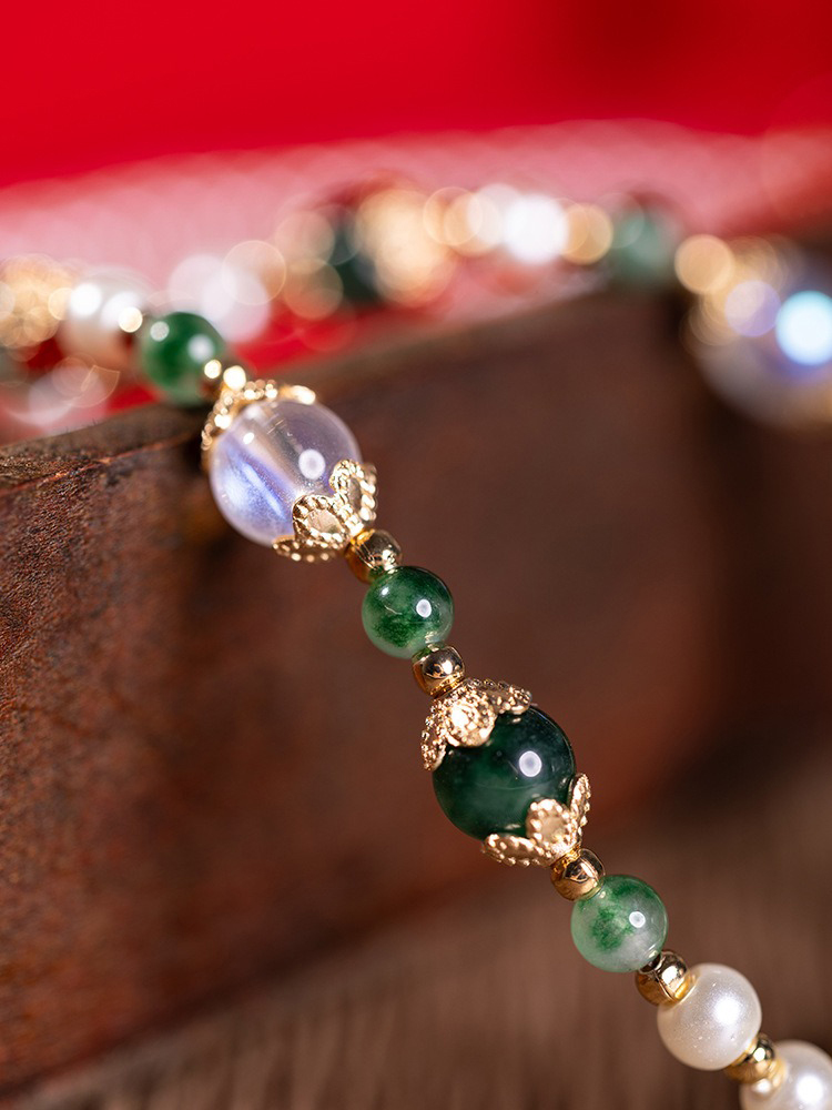 Hanfu Women Necklace Green Short Yingluo with Hulu