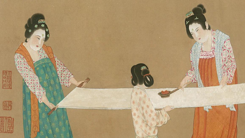 Heritage Weaves: Old Patterns in New Outline