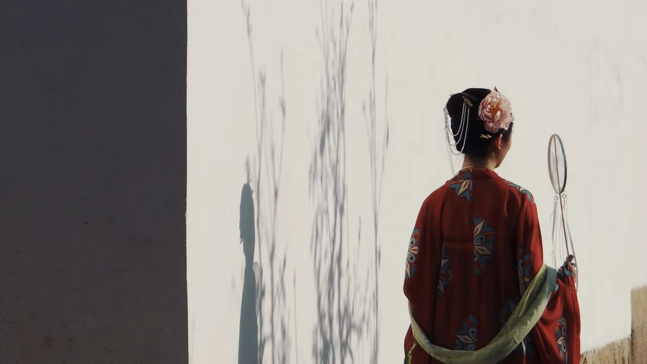 How to Turn Your Love of Hanfu into a Career