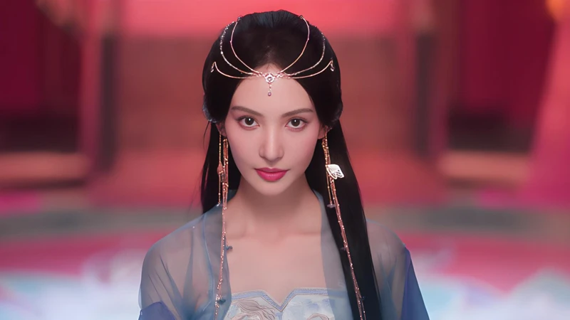 Jin Chen's Headdress: Reviving Ancient Chinese Beauty?