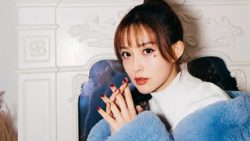 Meng Ziyi's Mastery of Fashion, Comedy, and Versatile Star
