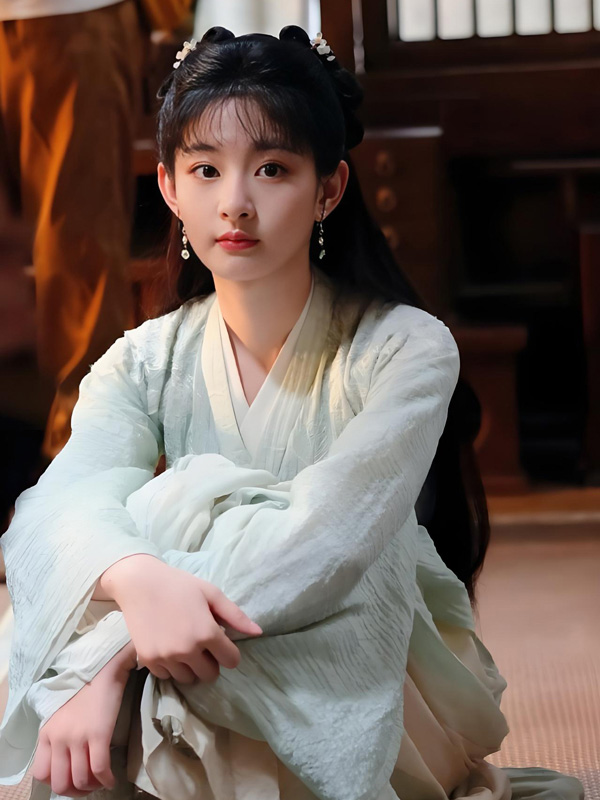 Minor Role Mo Caihuan Steals Mortal's Journey