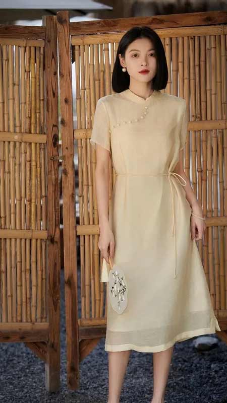 Modern Qipao: Organdy Fabric Merges Tradition, Ease