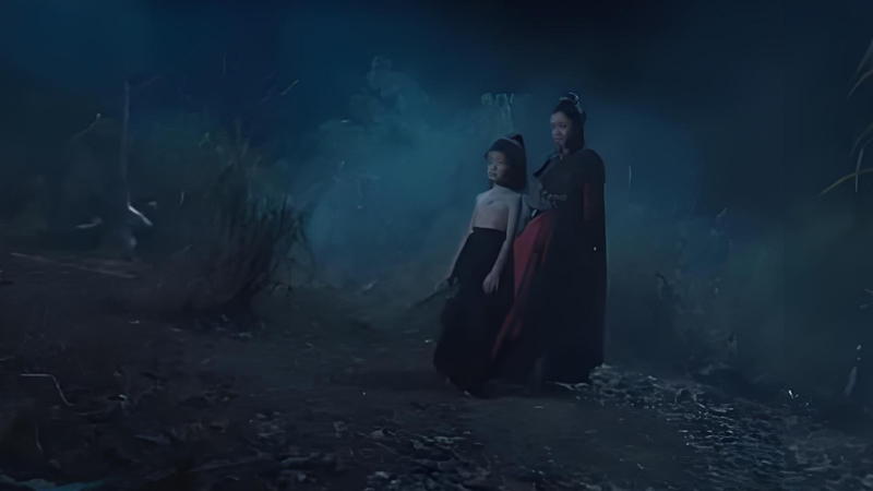 Shadow Love: Song Yi's Supernatural Romance Breaks Records