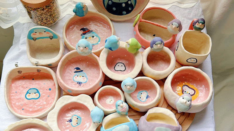 The Potter's Stage: Crafting Showstopping Ceramic Plates in 3 Acts