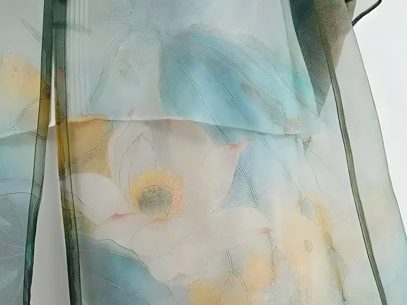 What Secrets Do Your Clothes Whisper About the Seasons?