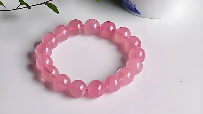 Why Women Can't Resist These 8 Crystals