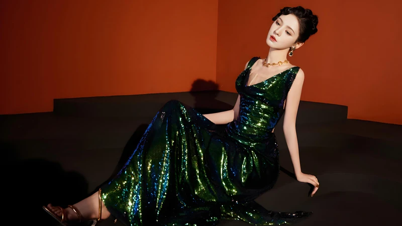 Zhang Yuxi: Can Beauty Open Acting Doors?