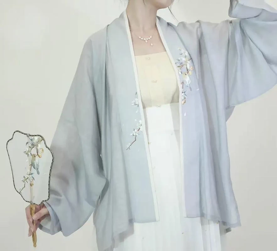 Summer Hanfu Styling Guide for Your Holiday