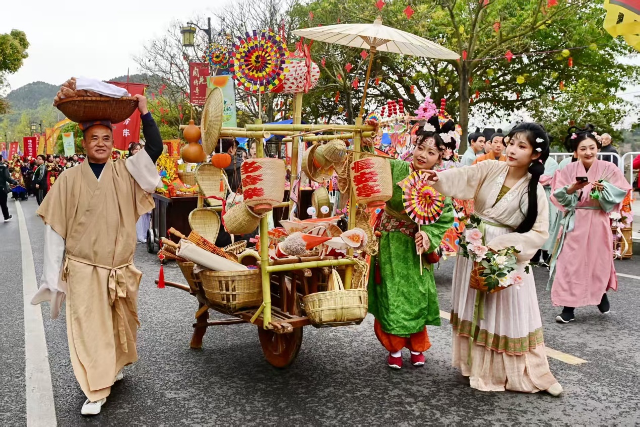 Langzhong Hanfu Festival: Explore the Ancient City