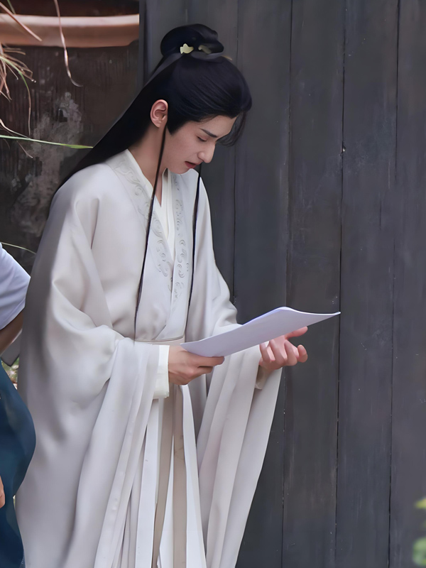 Cheng Yi's Hero Awakens in The Journey of Legend