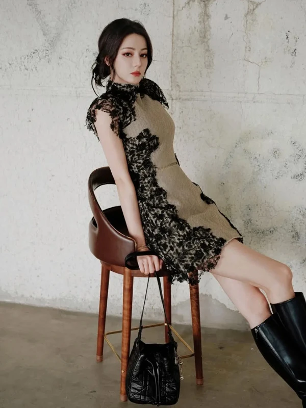 Dilraba: A Qipao Meets Knee-High Boots