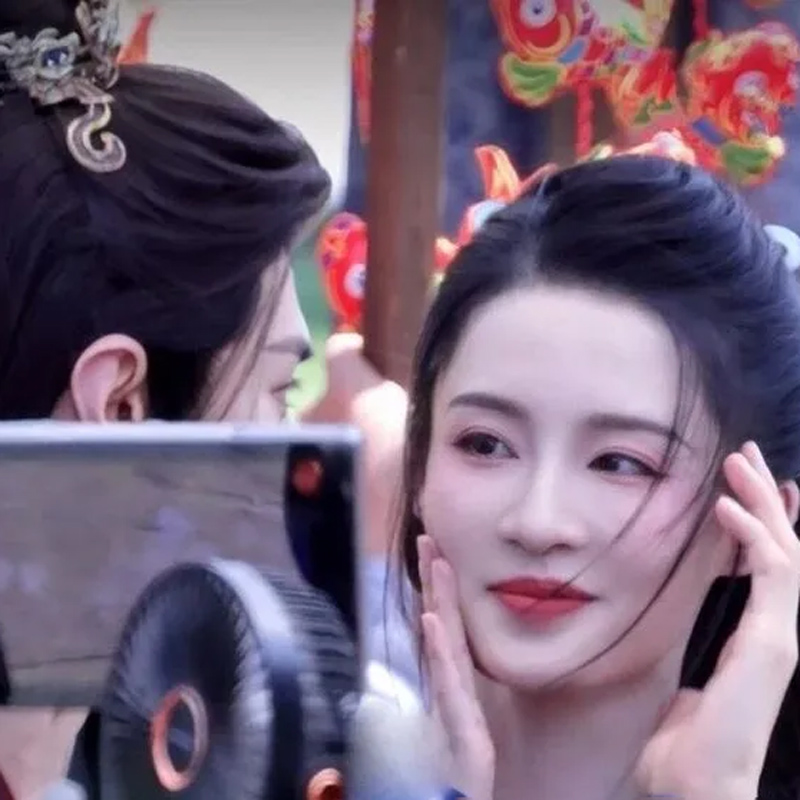 Fated Hearts: A Dance of Rivals in Ancient Yujing