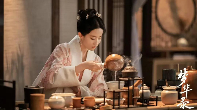 Grounded Costume Dramas Stay Hot with Heroines Chasing Careers