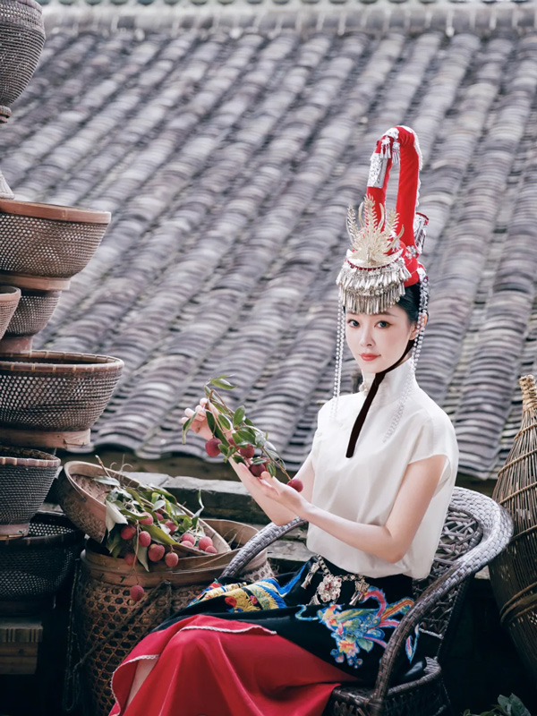 Discovering the She Ethnic Group: A Cultural Journey Through Fujian's Highlands!