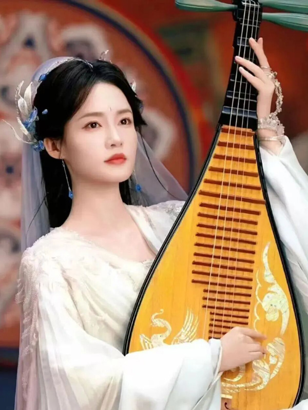 Fated Hearts: A Historical Drama Where Heroism and Love Dance Equally