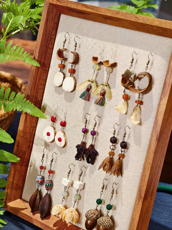 How Can DIY Crafts with Chinese Herbs Redefine Your Daily Wellness and Style?