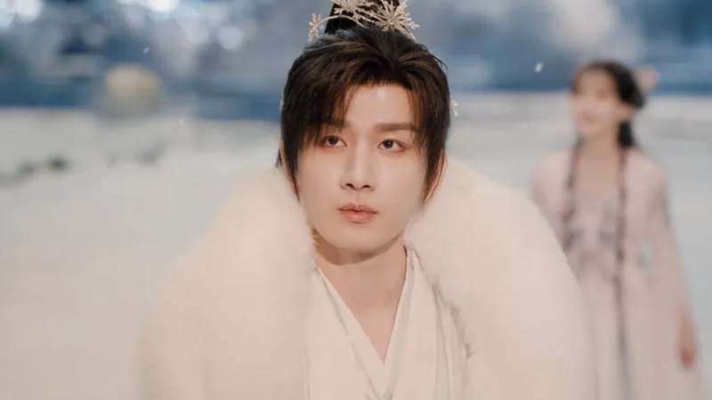 How Does a Mini Spider Spirit Steal the Show in Sword and Beloved?